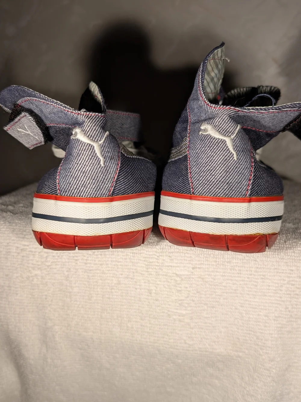 Men's High-Top Canvas Sneakers in Navy and White